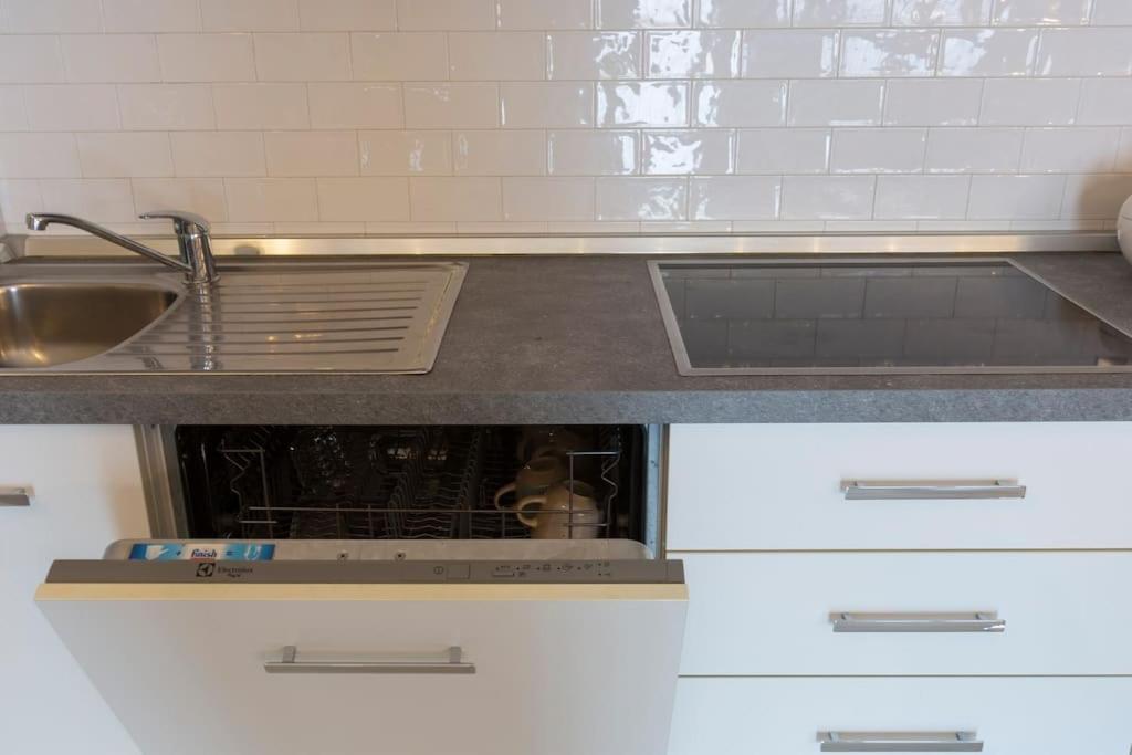 My Charming Apartments Ai Navigli-Vigevano Suite ميلان المظهر الخارجي الصورة
