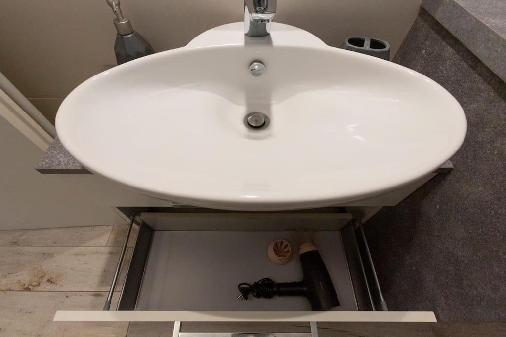 My Charming Apartments Ai Navigli-Vigevano Suite ميلان المظهر الخارجي الصورة