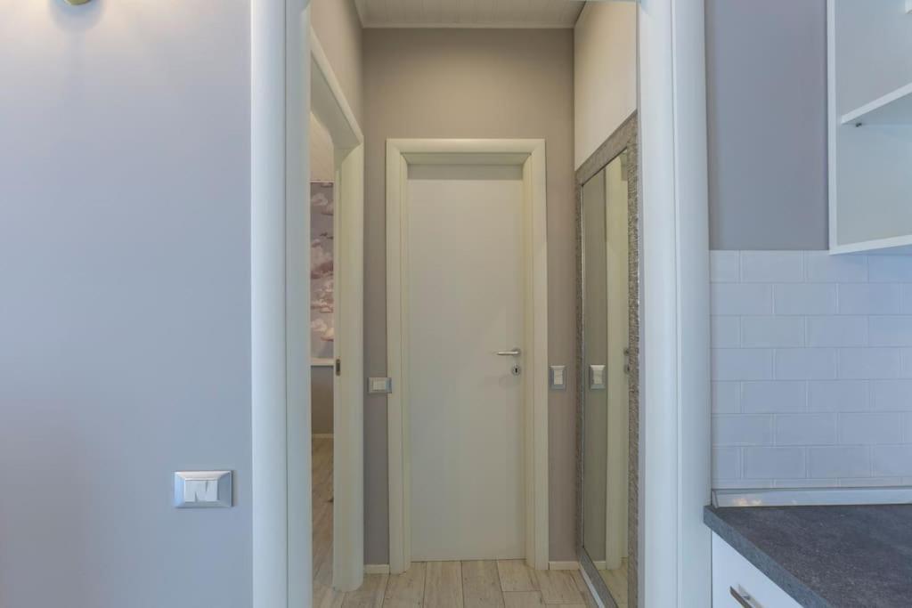 My Charming Apartments Ai Navigli-Vigevano Suite ميلان المظهر الخارجي الصورة