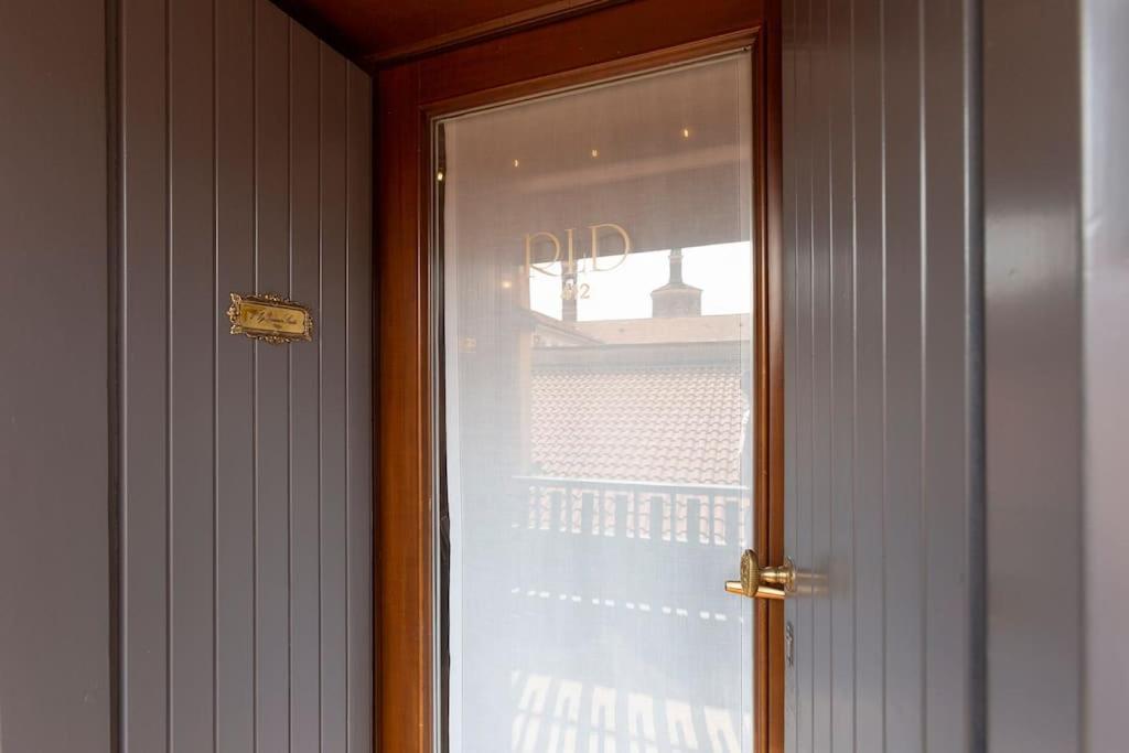 My Charming Apartments Ai Navigli-Vigevano Suite ميلان المظهر الخارجي الصورة