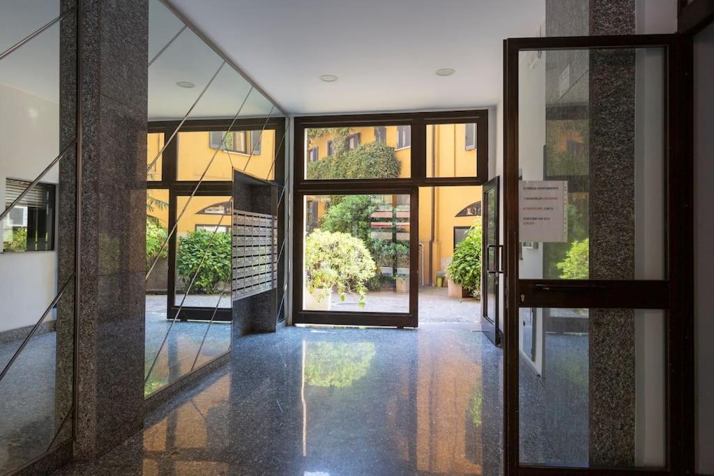 My Charming Apartments Ai Navigli-Vigevano Suite ميلان المظهر الخارجي الصورة
